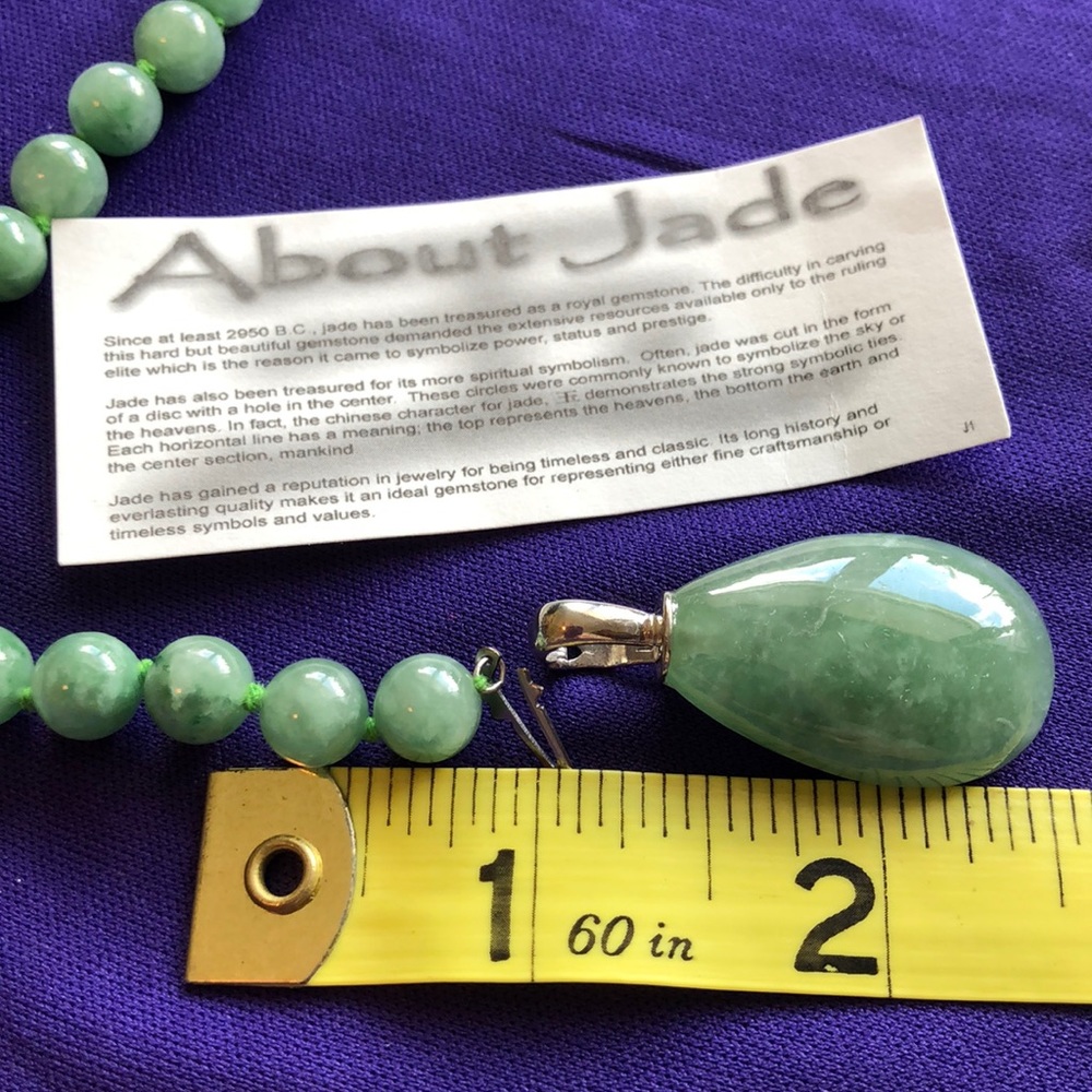 Beautiful jade necklace! - Picture 4 of 5